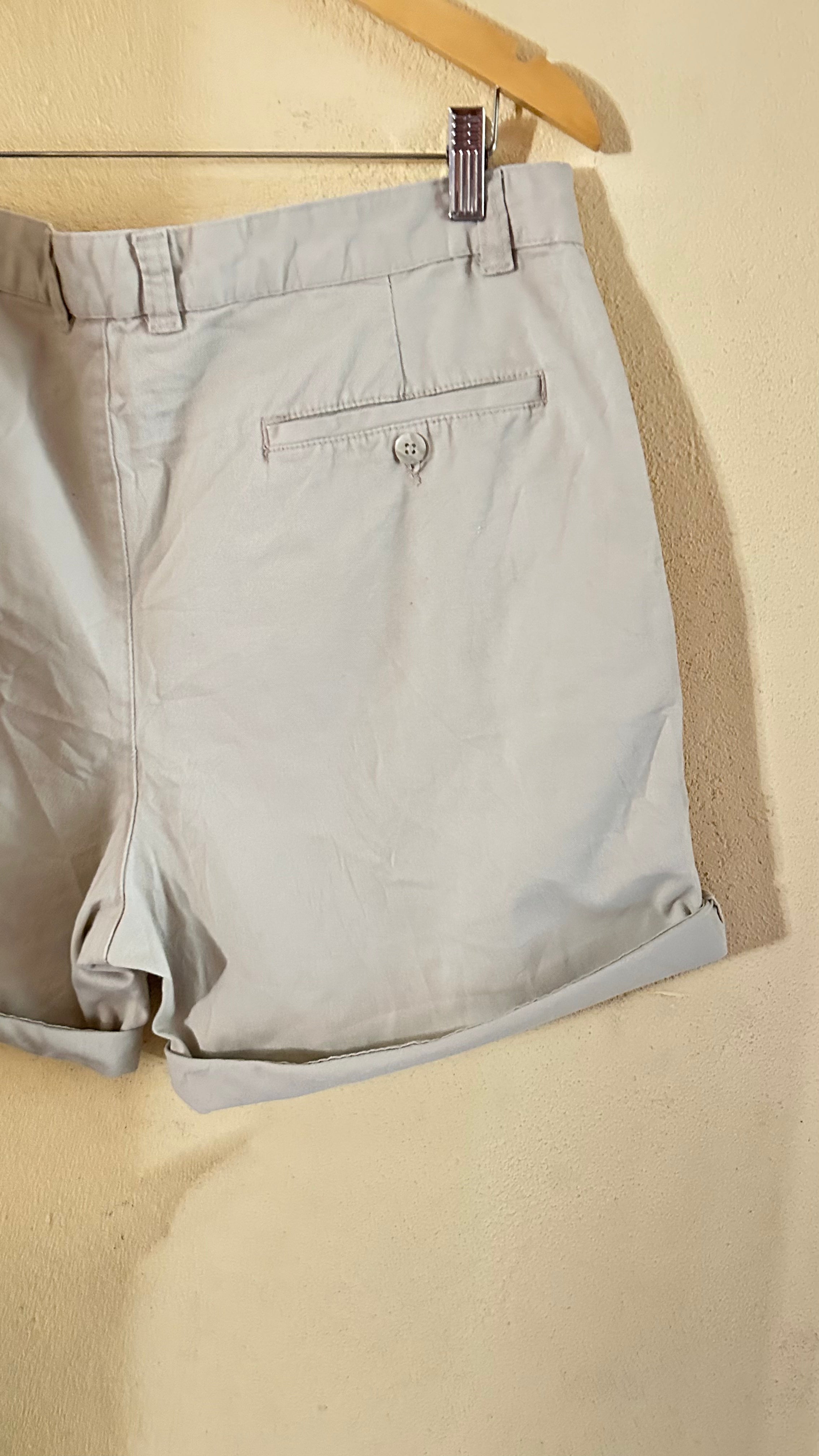 Short army talla 34 - L