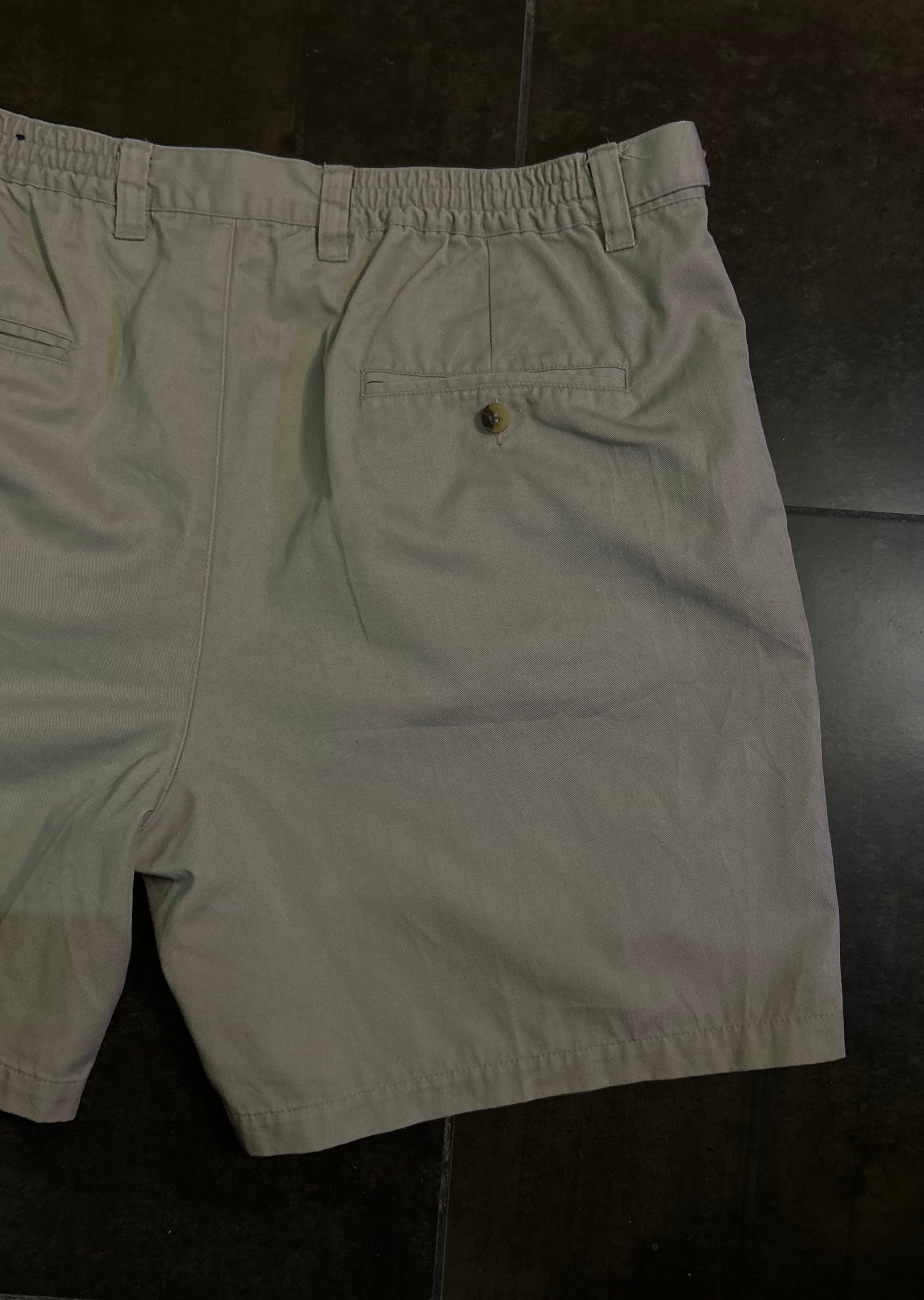 Short Caqui talla 38 -XL